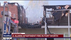 3-alarm fire in Fort Worth turns apartments to ash