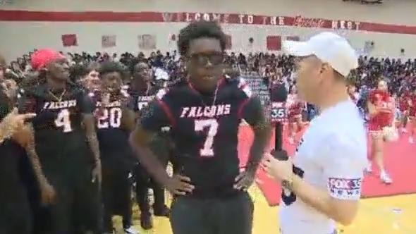 Friday Football Blitz: Timber Creek vs. East River