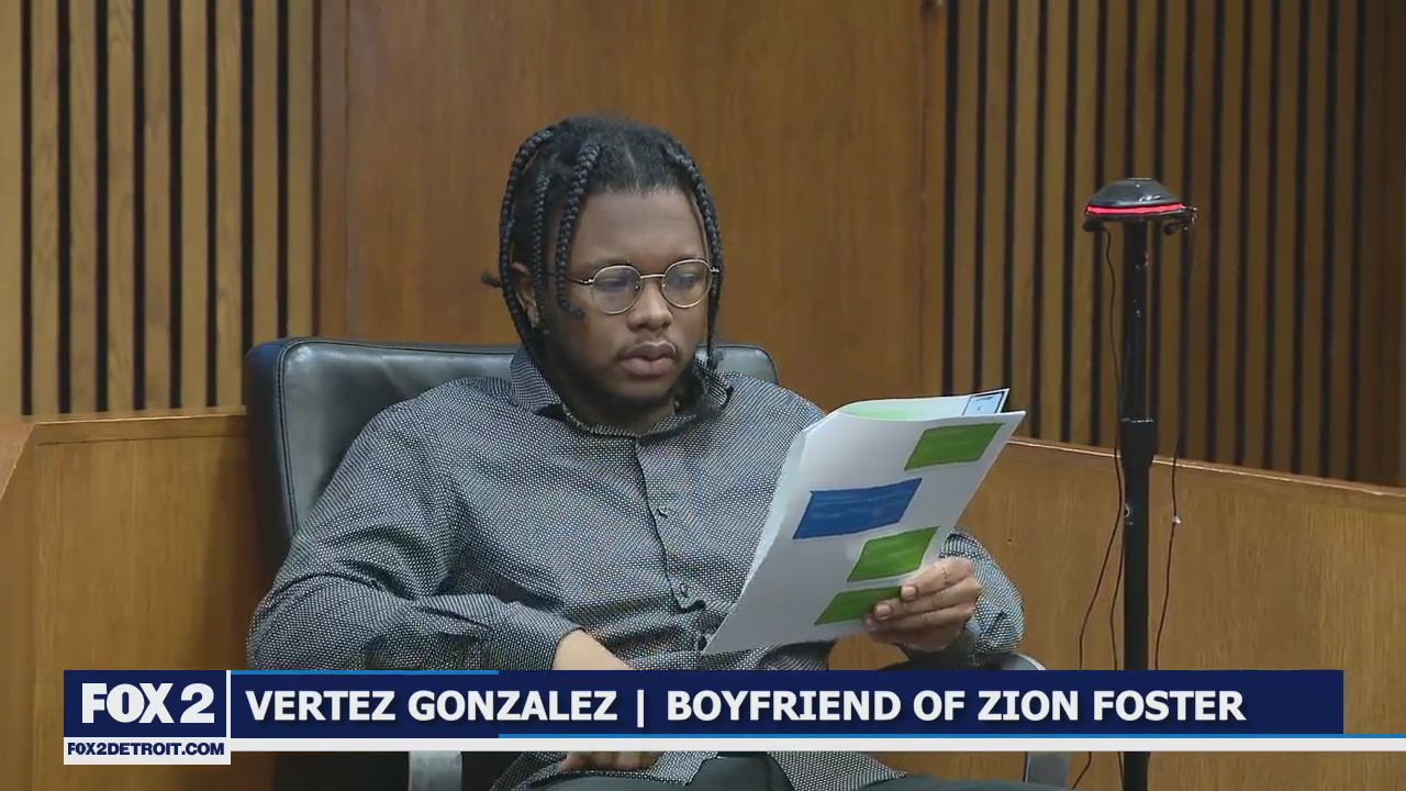 Jaylin Brazier's texts with Zion Foster's boyfriend