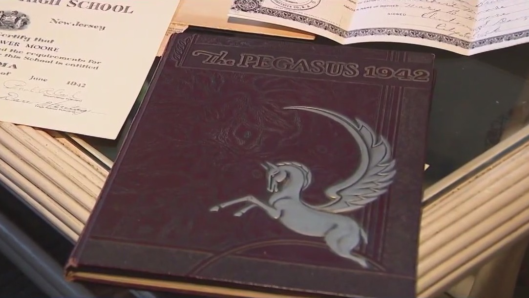 1942 school yearbook found in thrift shop