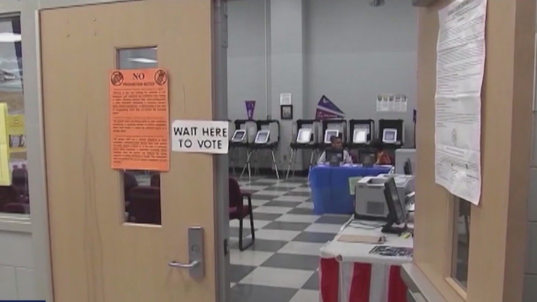 Pastor draws attention to early voting site problems