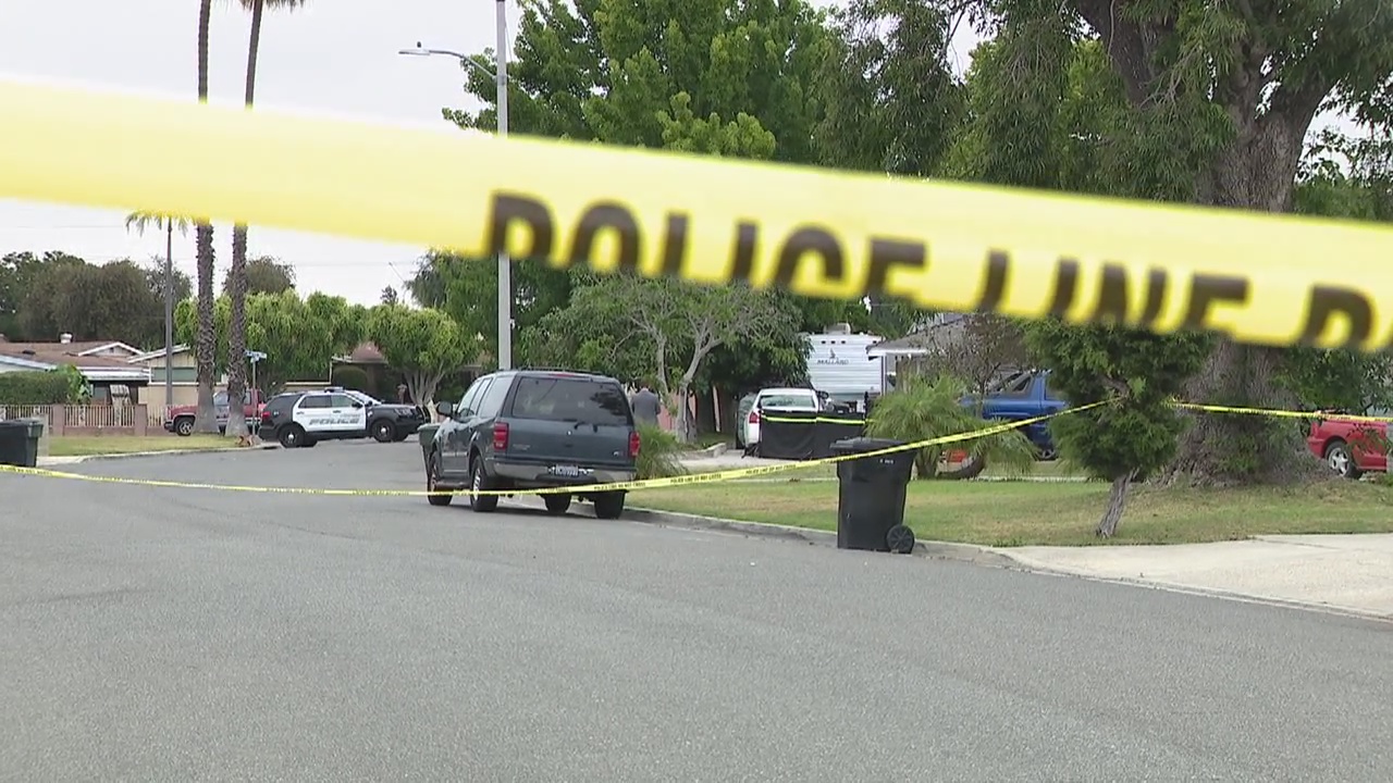 Man, 25, fatally shot in OC home invasion