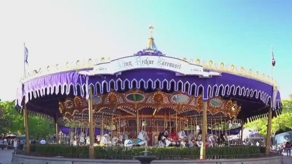 Group trying to organize 'MAGA' day at Disneyland