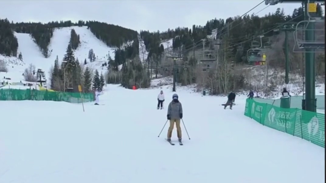 Utah resort celebrates 700 inches of snowfall