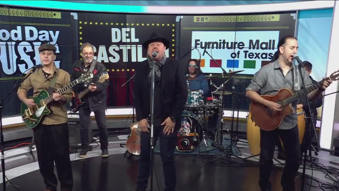 Del Castillo performs 'Pachuco Swing'