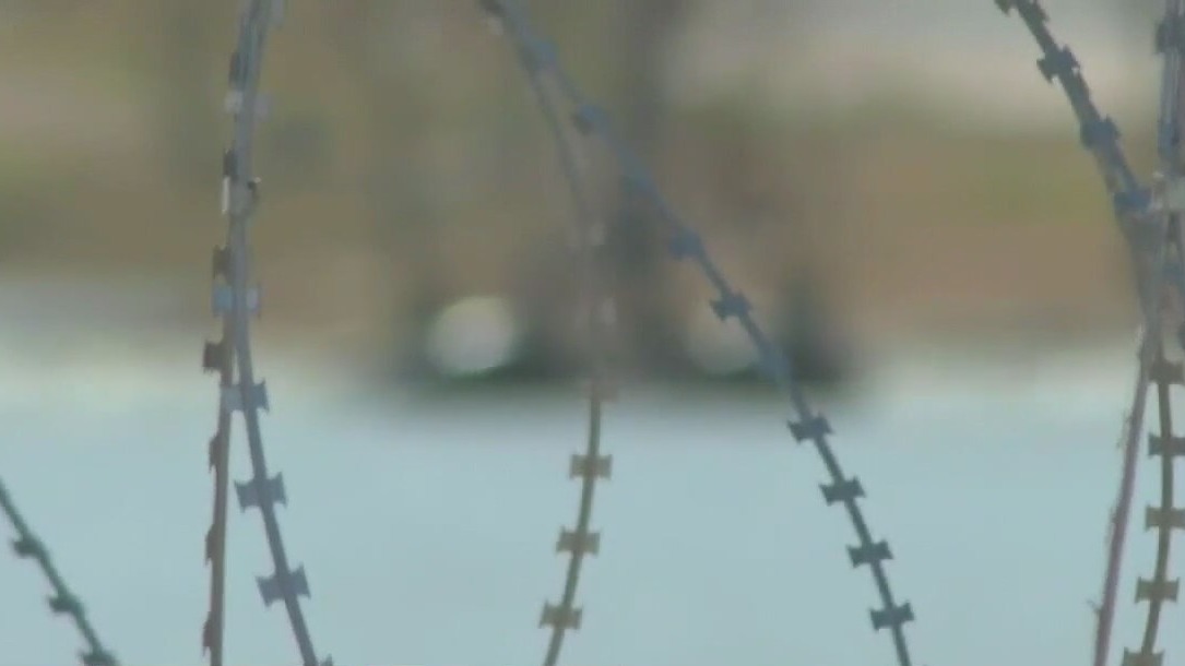 Border crisis: Abbott doubling down