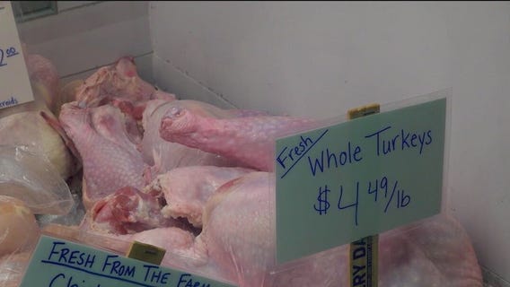 Last-minute Thanksgiving shopping underway