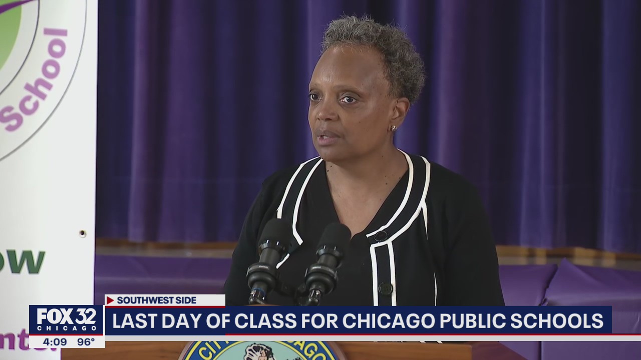 Lightfoot, Chicago students celebrate beginning of summer break