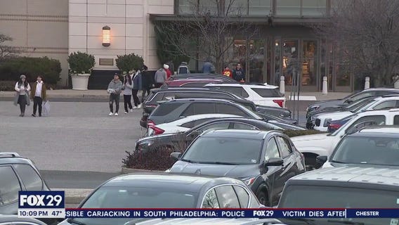 Holiday gift returns: Folks swamp Cherry Hill Mall returning gifts
