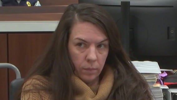 Eye drops trial; handwriting expert testifies