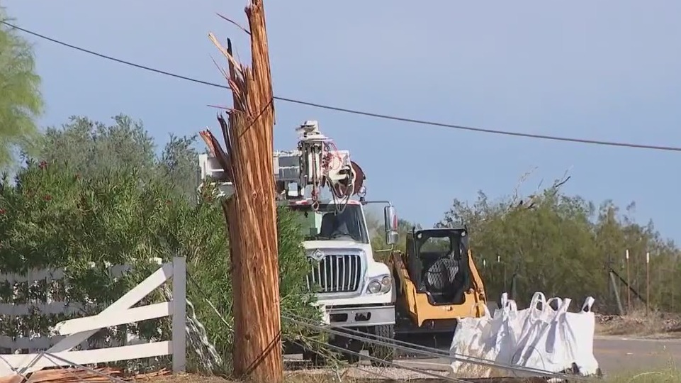 Clean up continues in hard-hit Queen Creek following severe storm