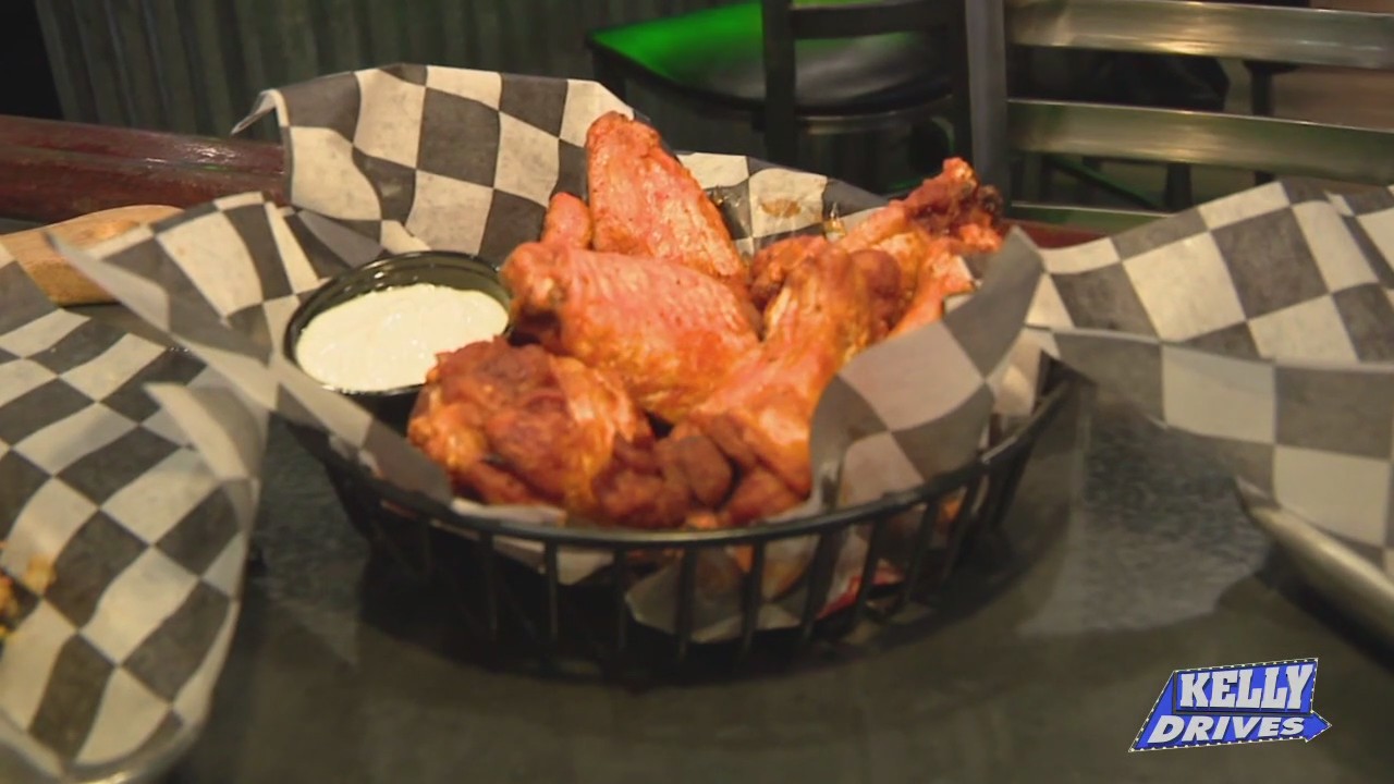 Juicy Wings and Stuffed Pickles at Hunt?s Annex