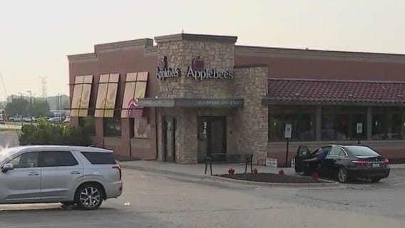 Kenosha Applebee's incident, charges dismissed