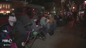 Still exciting: Dozens line up outside Palo Alto Apple store for iPhone X
