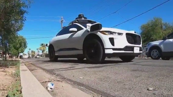 Waymo rolls out to public in downtown Phoenix
