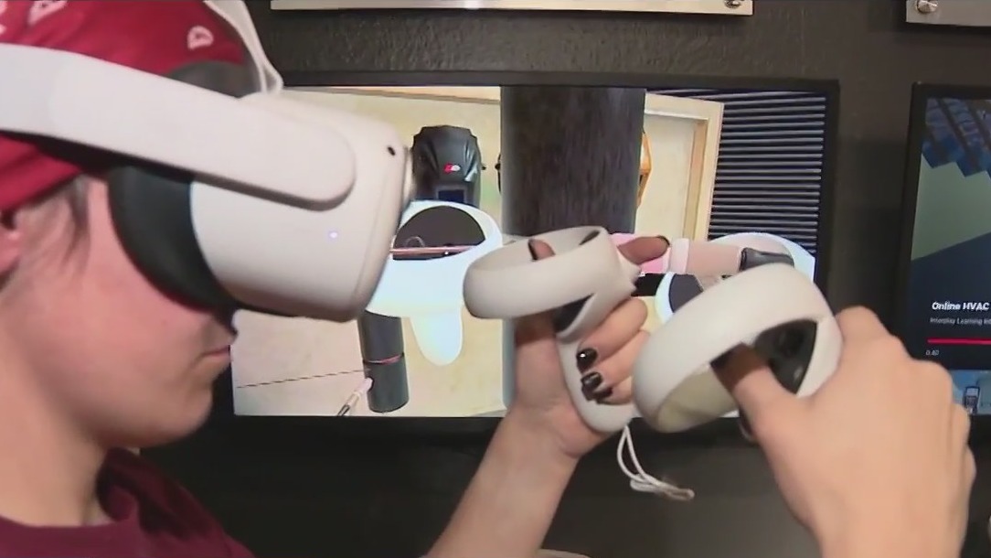 Virtual Reality: Phoenix area school to train AC repair technicians with new technology