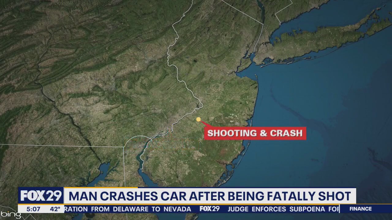 Man crashes car after being fatally shot in Burlington County: police