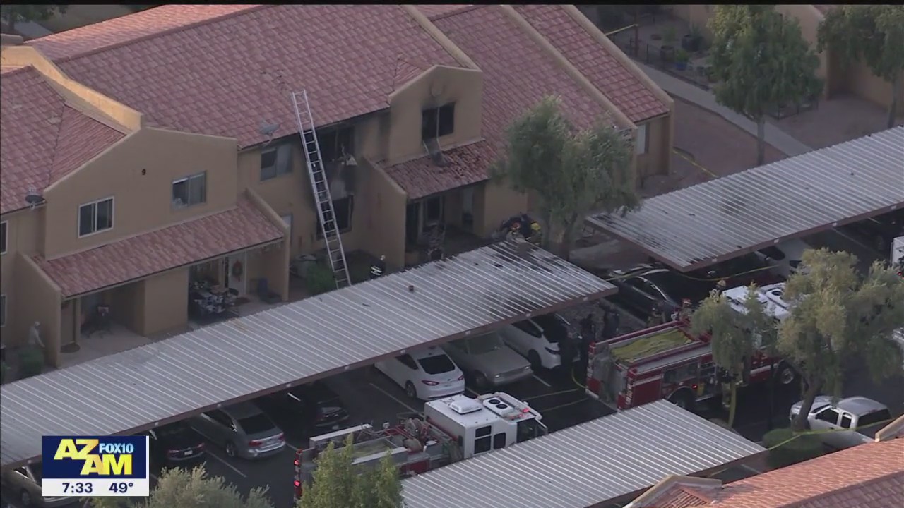 Crews investigate deadly apartment fire in Phoenix | FOX 10 Phoenix