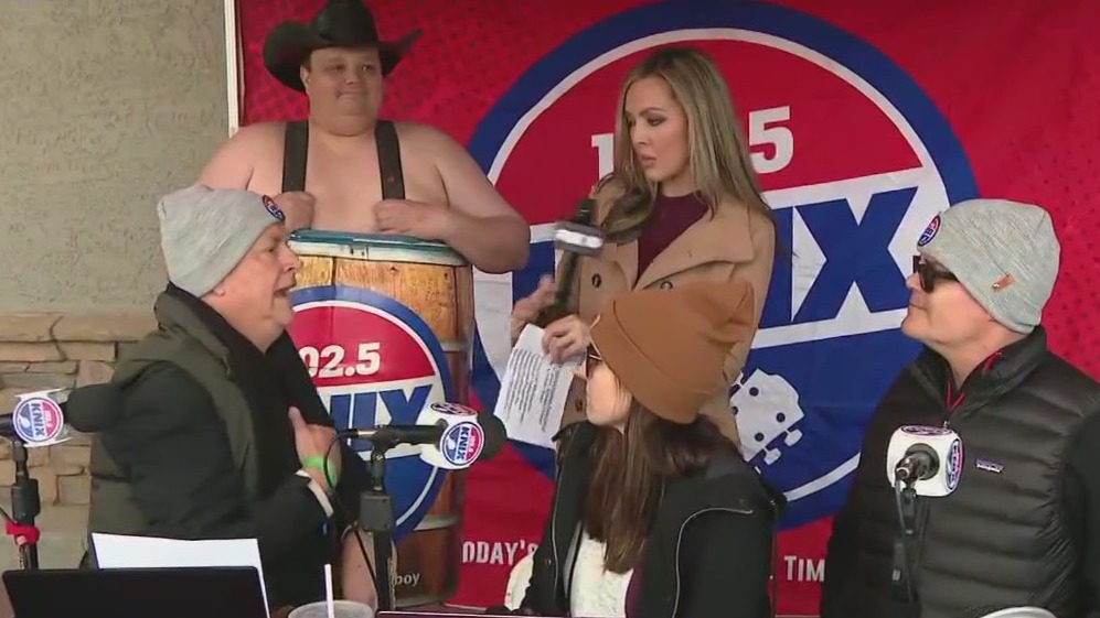 FOX 10 'Feed the Valley' holiday food drive