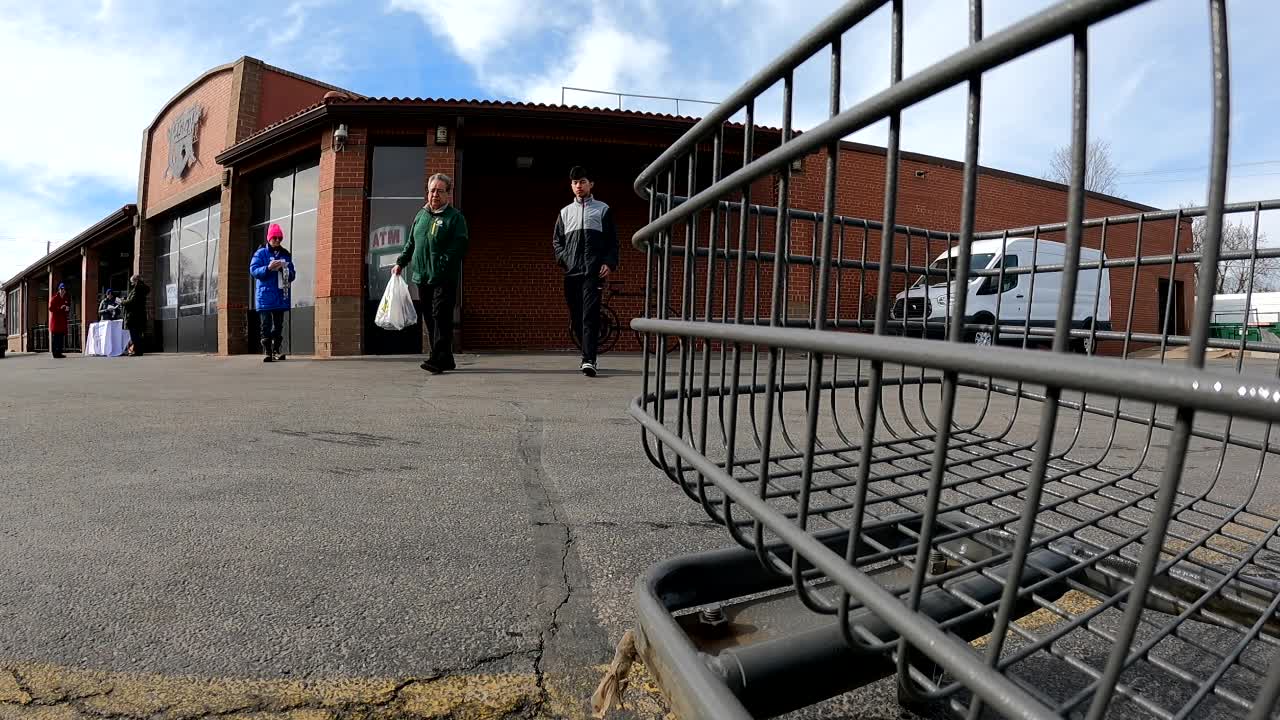 Encouraging Latinx community to vote