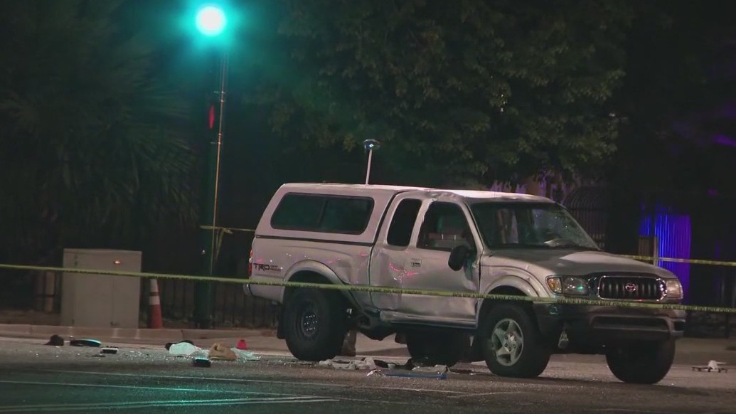 Rollover crash in central Phoenix leaves woman dead | FOX 10 Phoenix