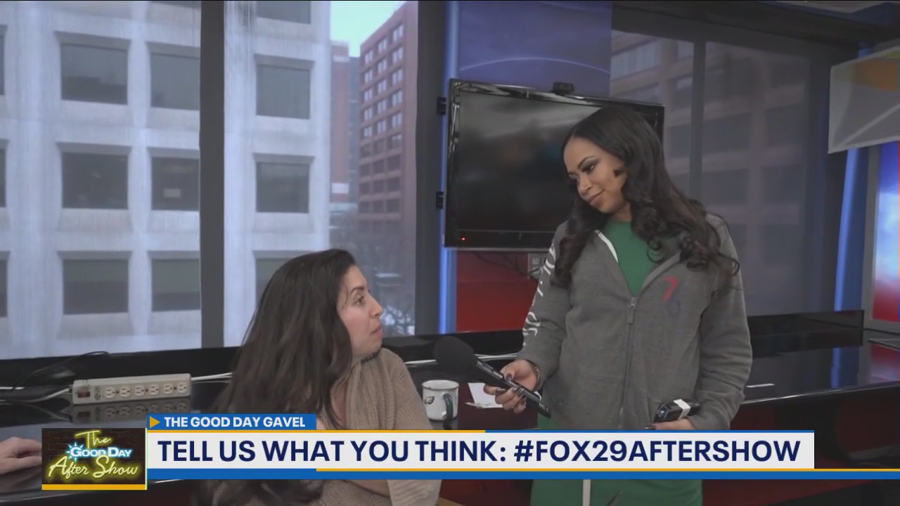 Good Day Gavel: Fans talking during sporting event