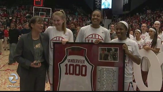 Stanford coach Tara VanDerveer joins elite 1,000 wins club
