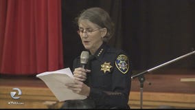 New top cop in Oakland meets residents