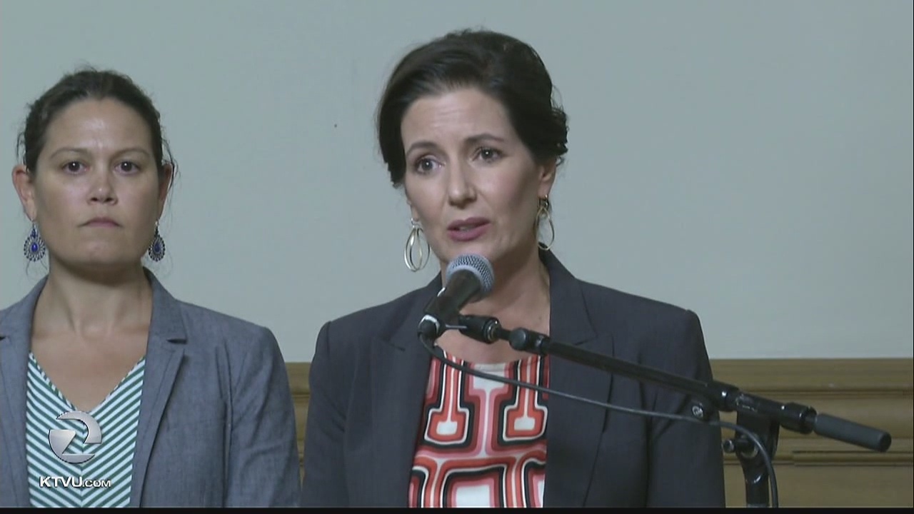 Oakland to discipline 12 cops in sex abuse case