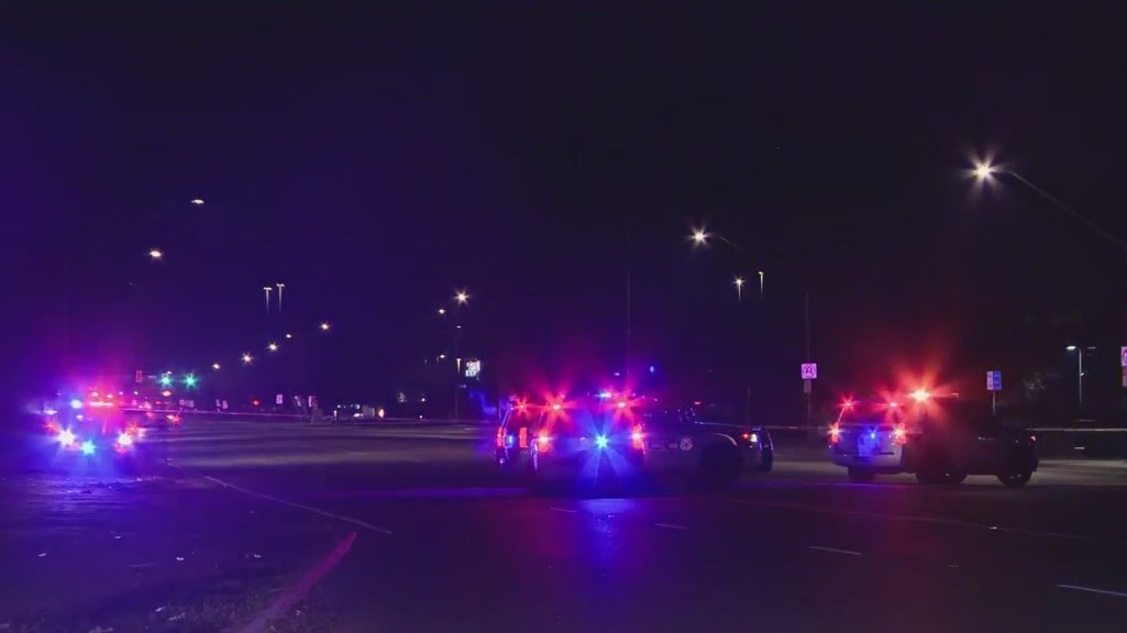Woman hit, killed near Glendale intersection