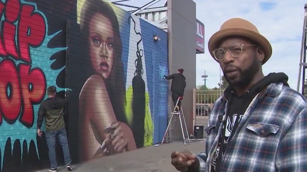 Where to find mural of Super Bowl LVII halftime performer Rihanna in Phoenix