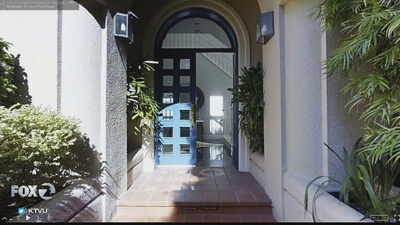 Virtual reality walk-through for prospective home buyers