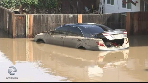 San Jose residents clean up after flooding