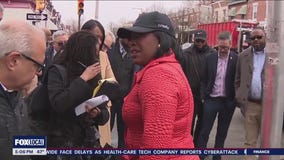 Mayor Parker hits the streets to implement 'Clean and Green' initiative