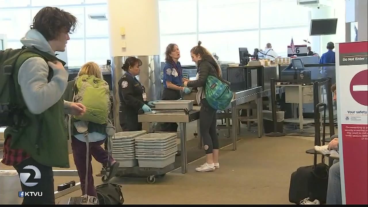 Travelers brace for holiday rush
