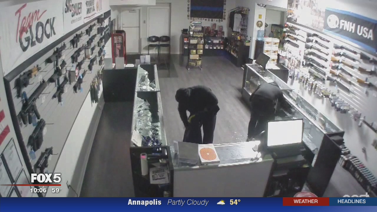 Suspects steal more than 30 weapons from Md. gun store