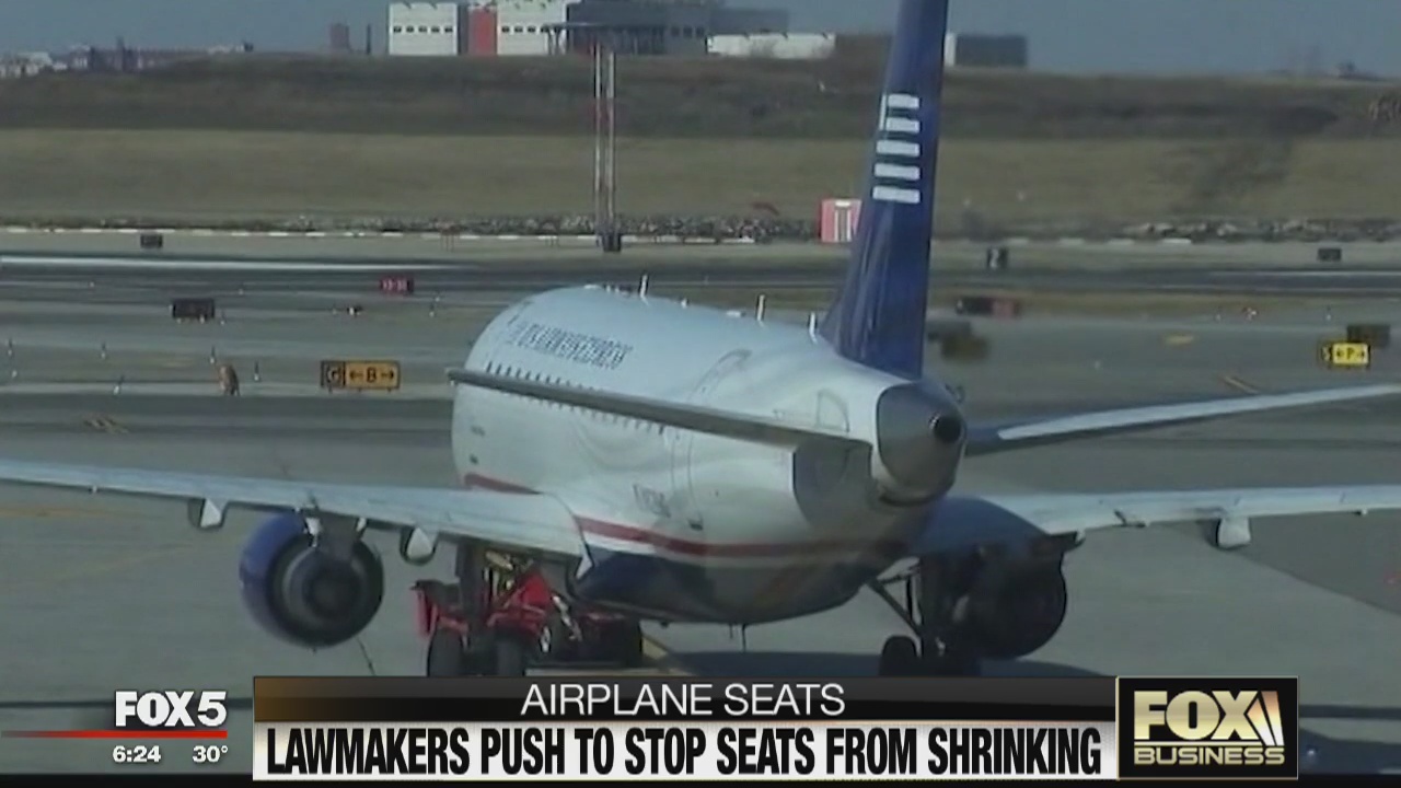 FOX Business Beat: Bank fees hit all-time high; downsizing airline seats