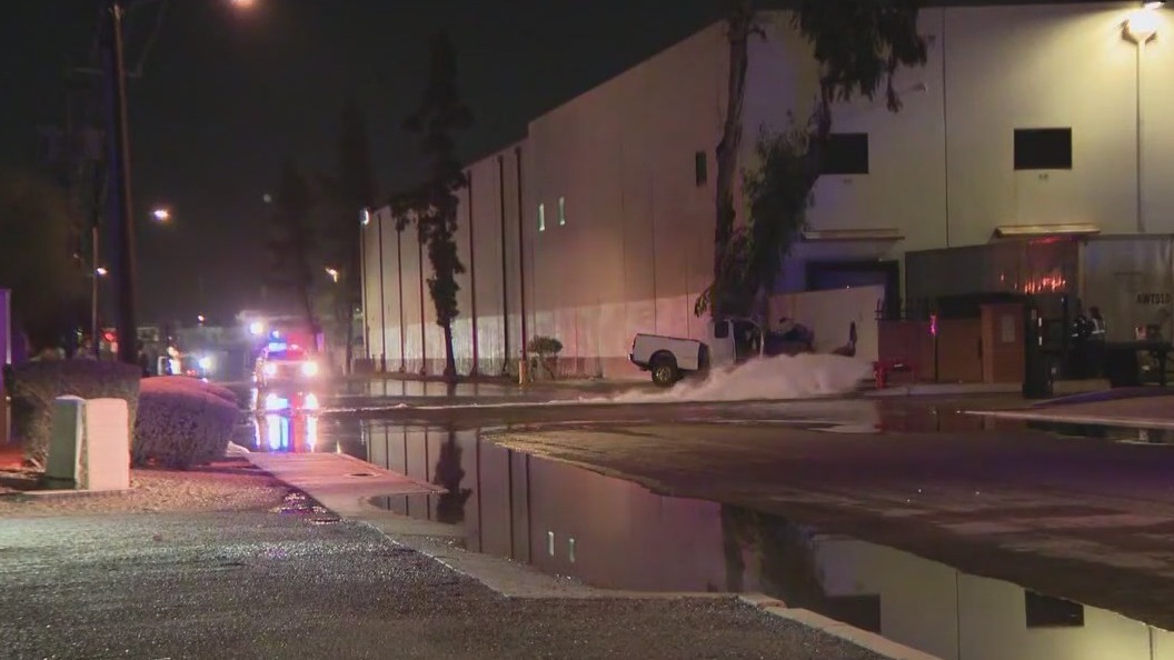 Truck crashes into fire hydrant in Phoenix