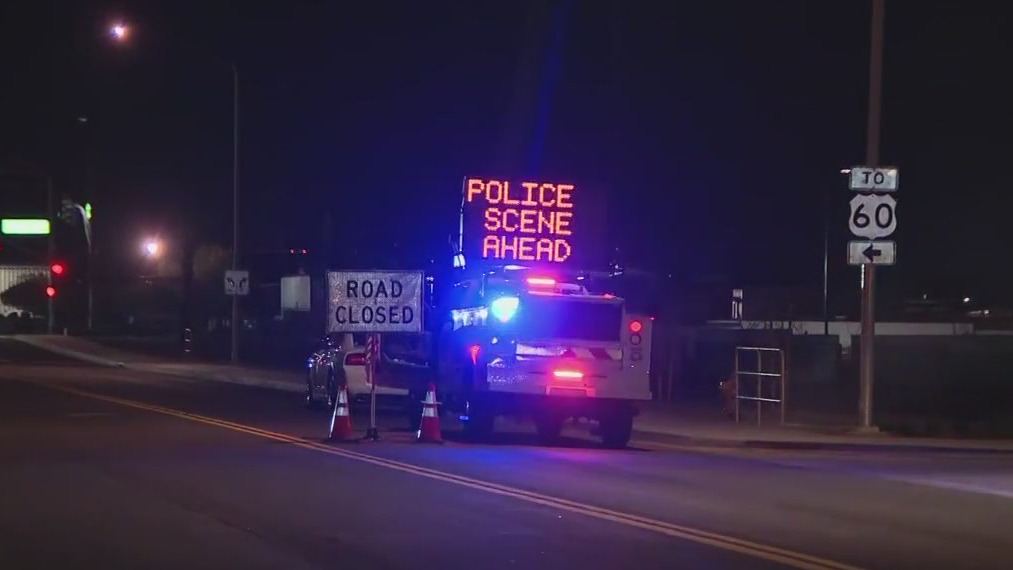Woman found dead in roadway in Peoria