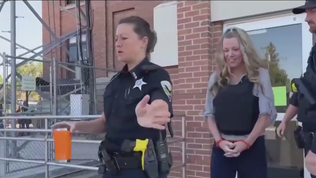 Lori Vallow murder trial: Inside the public fascination with the case