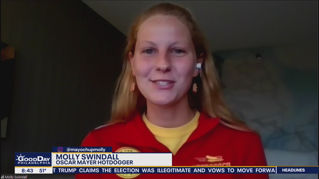 Creative resume helps woman secure job as Oscar Mayer Hotdogger