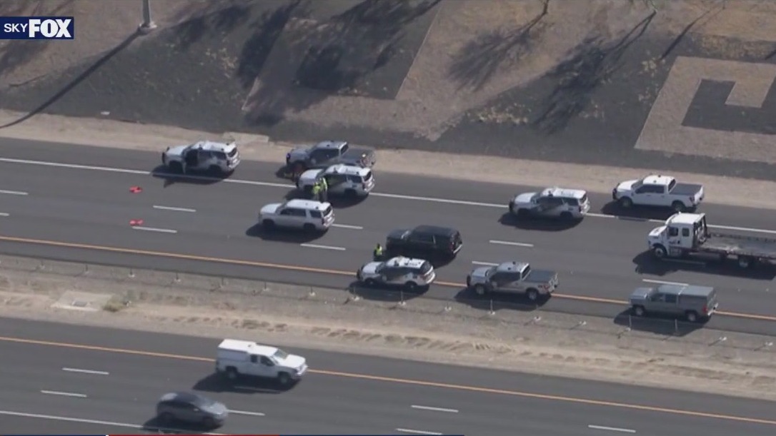 Portion of I-10 closed due to deadly crash | FOX 10 Phoenix