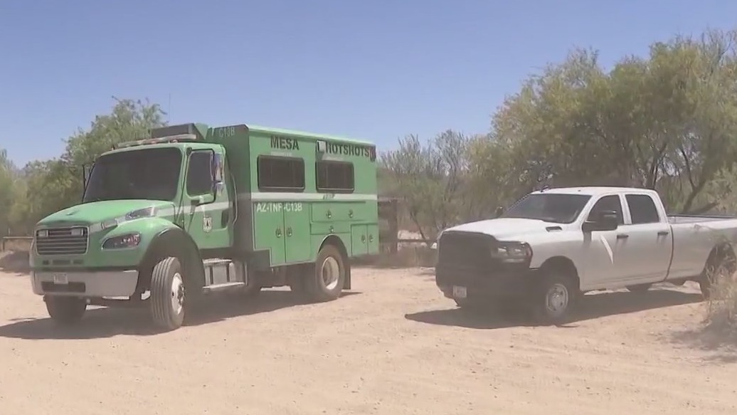 Hotshot crews, air tankers take control of Rolls Fire