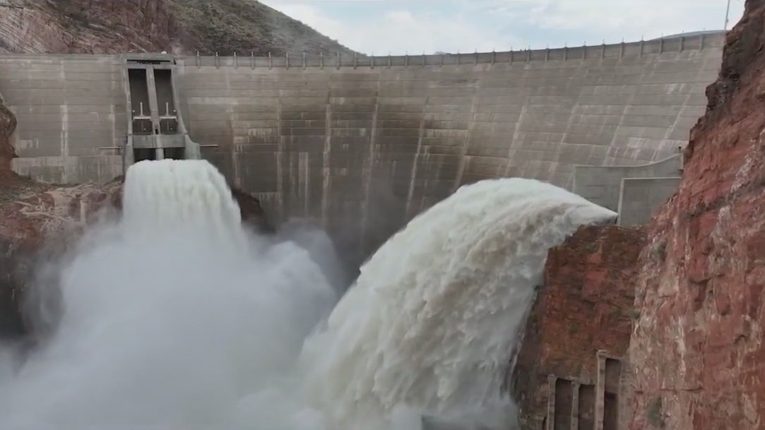 SRP conducts spill test at Roosevelt Dam