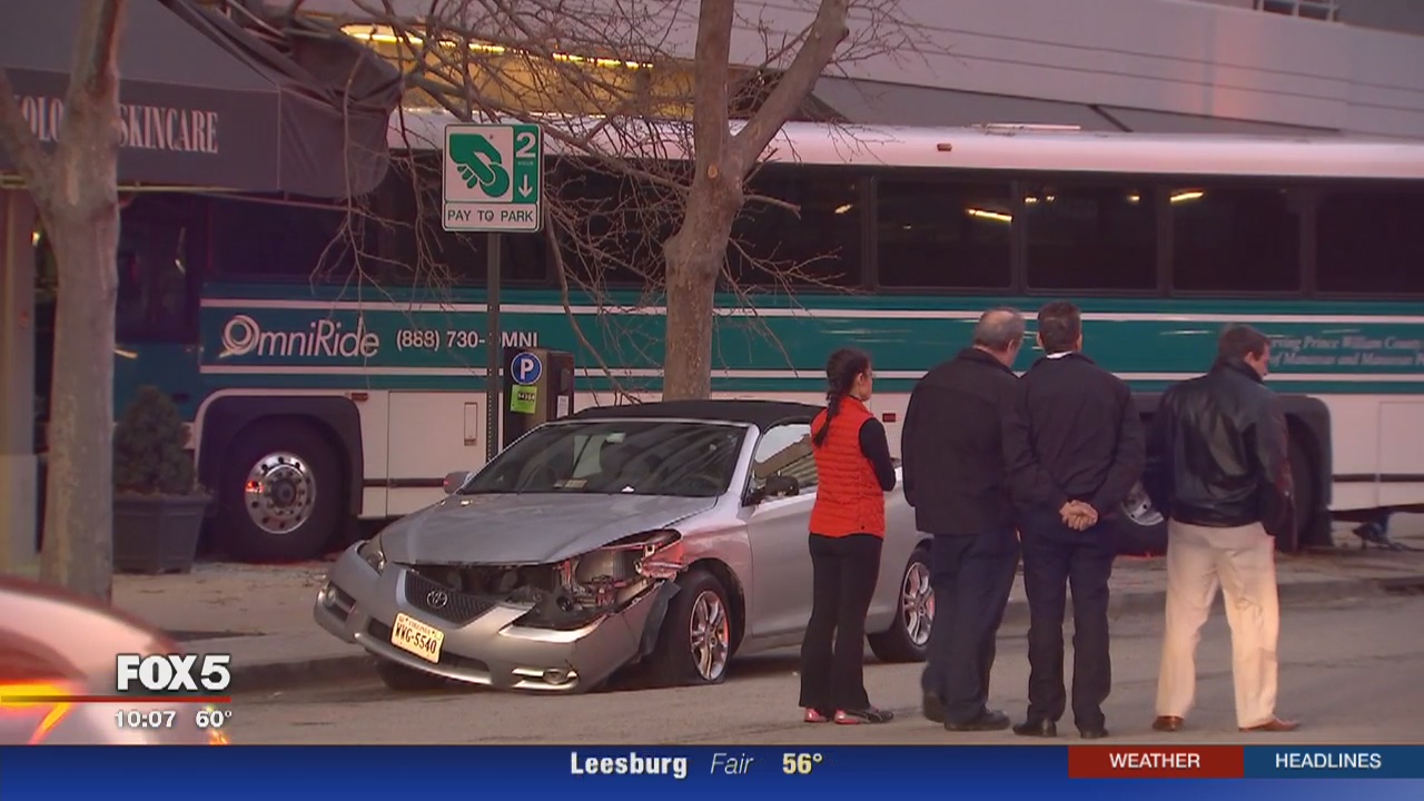 3 injured after commuter bus crashes into building in Arlington