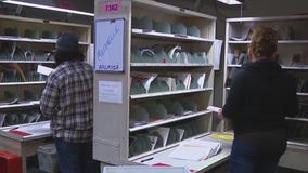 U.S. Postal Service looking to hire workers