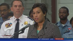 DC mayor, police chief reiterate policy of not enforcing civil immigration laws