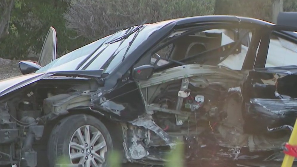 Messy crash in north Phoenix | FOX 10 Phoenix