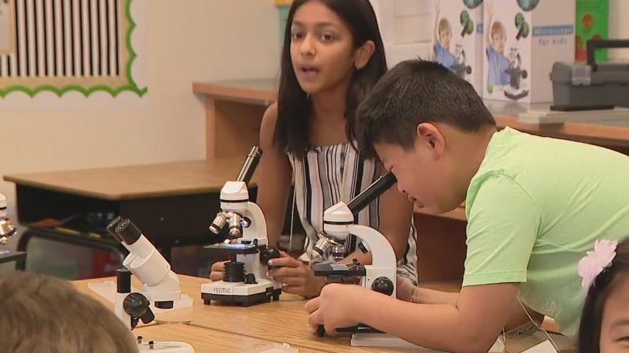 Chandler students learn about solving crimes