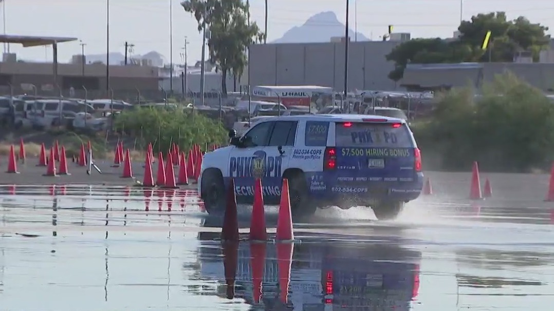 Phoenix PD demos safety tips for driving in monsoon